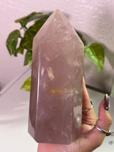 Load image into Gallery viewer, (F Twilight Rose) Rose Quartz tower w/flash