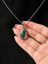 Load image into Gallery viewer, Malachite pendant B 925s
