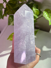 Load image into Gallery viewer, (C Lilac Frost) Lavender Quartz tower
