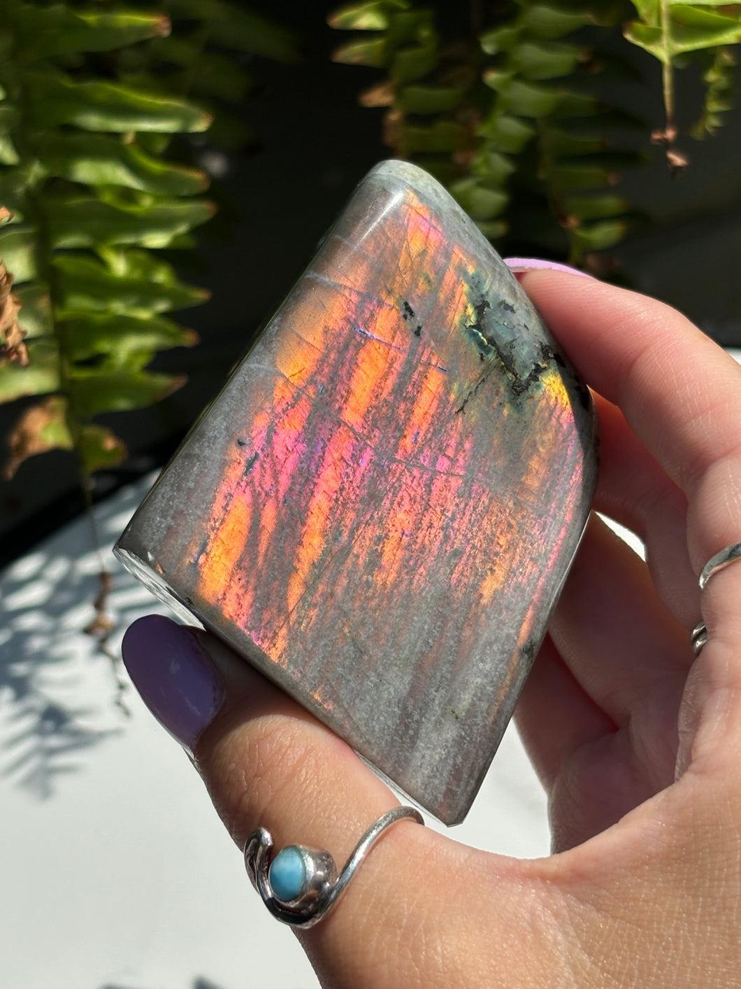 Labradorite K (flash on both sides)