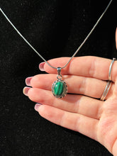 Load image into Gallery viewer, Malachite pendant 925s A
