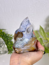 Load image into Gallery viewer, Sea Jasper flame A
