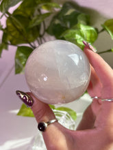 Load image into Gallery viewer, (N) Blue Rose Quartz sphere
