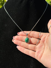 Load image into Gallery viewer, Malachite pendant C 925s
