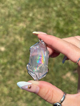 Load image into Gallery viewer, #3 Rose Quartz gusher
