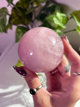 Load image into Gallery viewer, (L) Rose Quartz sphere w/star
