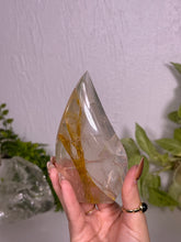 Load image into Gallery viewer, Golden healer flame V
