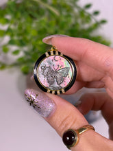 Load image into Gallery viewer, Mother of pearl carved Butterfly necklace 925s
