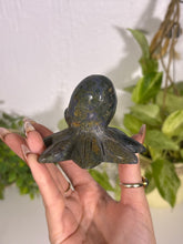 Load image into Gallery viewer, Moss Agate octopus L
