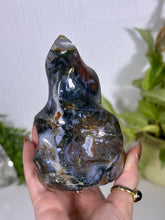 Load image into Gallery viewer, Sea Jasper flame G
