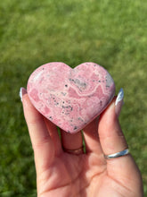 Load image into Gallery viewer, Rhodonite heart R

