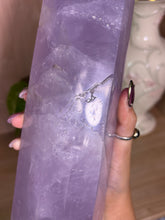Load image into Gallery viewer, (3.1 lbs Purple jam slightly imperfect discounted) Lavender Quartz tower
