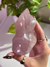 Load image into Gallery viewer, (R Jelly flame) Rose Quartz flame w/flash
