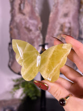 Load image into Gallery viewer, Yellow calcite butterfly D
