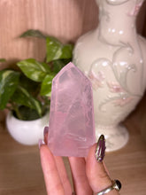 Load image into Gallery viewer, (L glowy pink) Brazilian Rose Quartz tower
