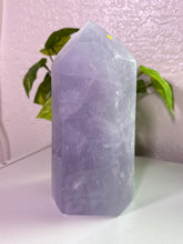 Load image into Gallery viewer, (J 4.6lbs Lilac Moonlight) Lavender Quartz tower
