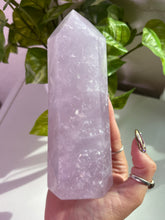 Load image into Gallery viewer, (D Dreamy Lilac) Lavender Quartz tower
