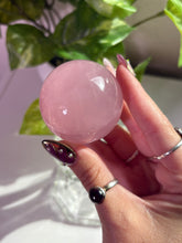 Load image into Gallery viewer, (Glowy jelly pink M) Rose Quartz sphere w/star
