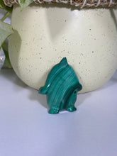 Load image into Gallery viewer, Malachite penguin
