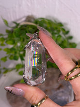 Load image into Gallery viewer, HQ clear Quartz pendant w rainbows A
