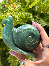 Load image into Gallery viewer, Moss Agate snail
