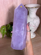 Load image into Gallery viewer, (3.1 lbs Purple jam slightly imperfect discounted) Lavender Quartz tower
