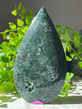 Load image into Gallery viewer, Moss Agate flame J
