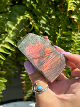 Load image into Gallery viewer, Labradorite L (flash on both sides)
