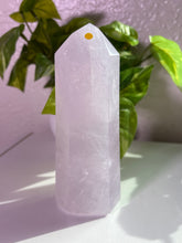 Load image into Gallery viewer, (D Dreamy Lilac) Lavender Quartz tower
