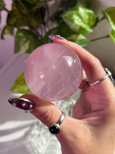 Load image into Gallery viewer, (Pink jelly K) Rose Quartz sphere w/star
