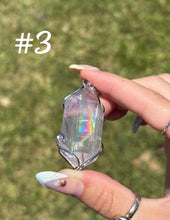 Load image into Gallery viewer, #3 Rose Quartz gusher
