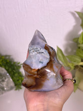 Load image into Gallery viewer, Sea Jasper flame A
