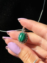 Load image into Gallery viewer, Malachite pendant 925s A
