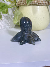 Load image into Gallery viewer, Moss Agate octopus J
