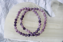 Load image into Gallery viewer, Faceted Lepidolite bracelet
