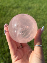 Load image into Gallery viewer, Rose Quartz L
