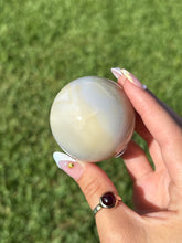 Load image into Gallery viewer, Creamy Agate sphere G
