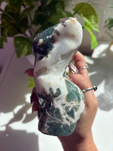 Load image into Gallery viewer, (C) large Moss Agate Body
