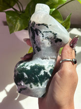 Load image into Gallery viewer, (D) large Moss Agate body
