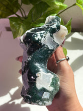 Load image into Gallery viewer, (D) large Moss Agate body
