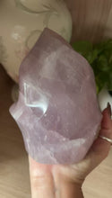 Load and play video in Gallery viewer, (S 2.6 lbs small chip on side discounted) Lavender flame w/flash
