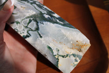 Load image into Gallery viewer, XL Moss Agate tower
